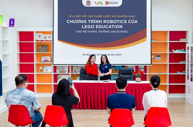 VIETSCHOOL HỢP TÁC CHIẾN LƯỢC CÙNG LEGO EDUCATION