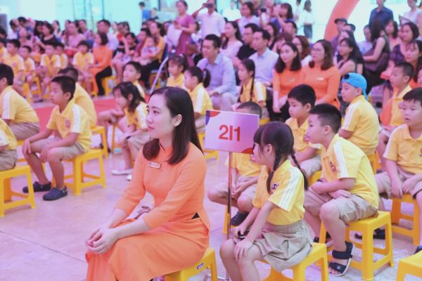 NGÀY HỘI TỰU TRƯỜNG – VIETSCHOOL YÊU THƯƠNG