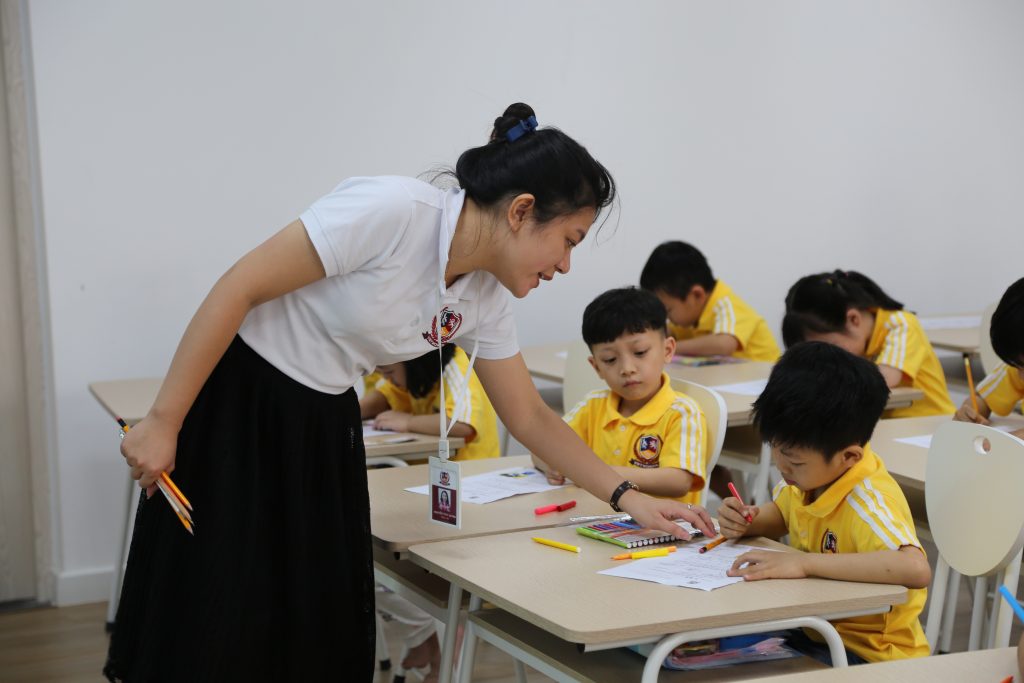 Báo điện tử Dân trí: Vietschool tăng tốc từ triết lý giáo dục nhân văn, khai phóng